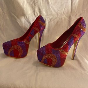 Red multicolored Heel (SOLD)